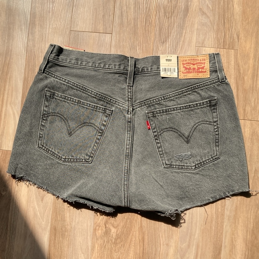 Levi’s 501 jean short distressed high rise 501 jean cotton cutoff denim short 32 - Picture 13 of 17
